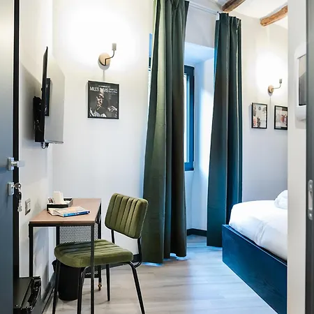 Sonus Colosseum 4* Рим