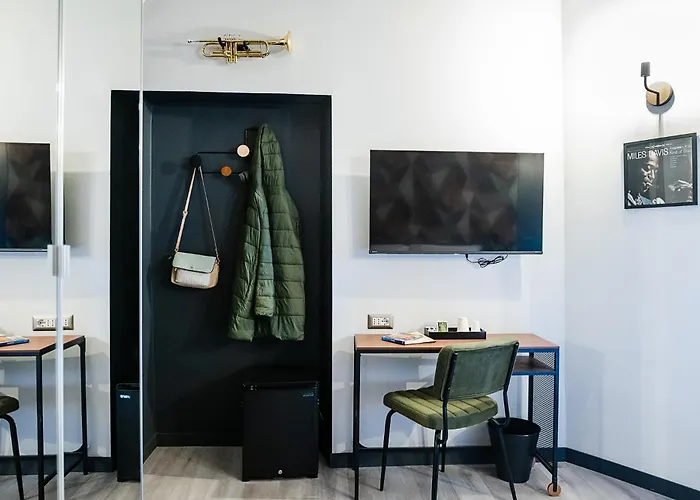 Πανσιόν Sonus Colosseum