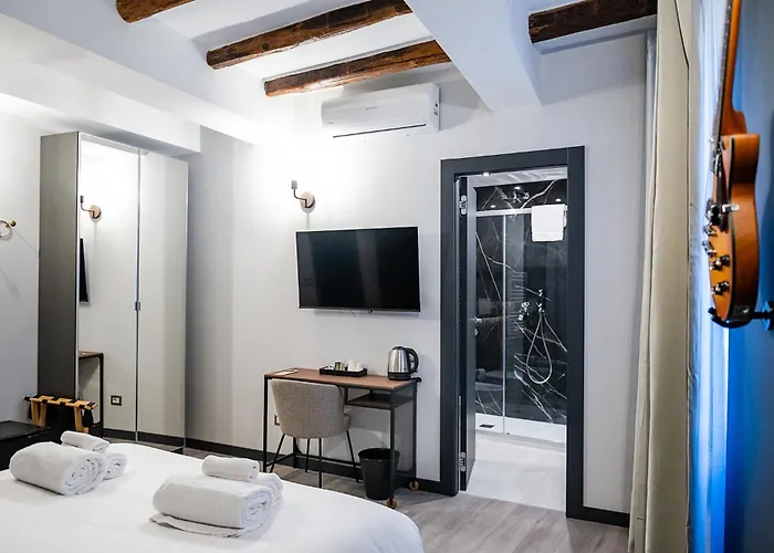 Sonus Colosseum Pensión